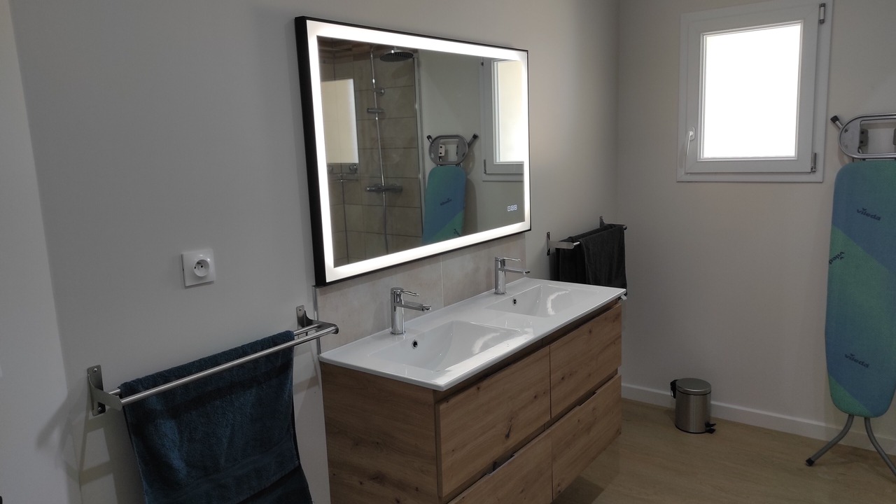 Photo of Bathroom in Peyrins