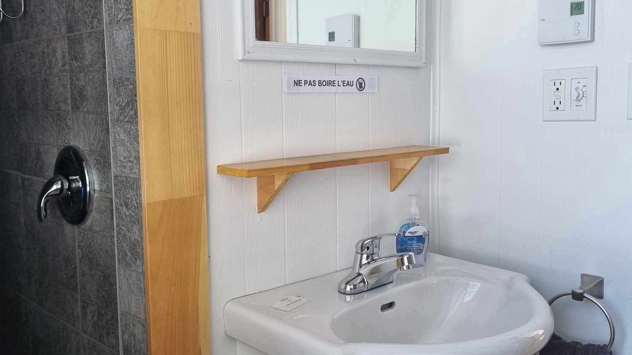 Photo of Bathroom in Saint-Valerien