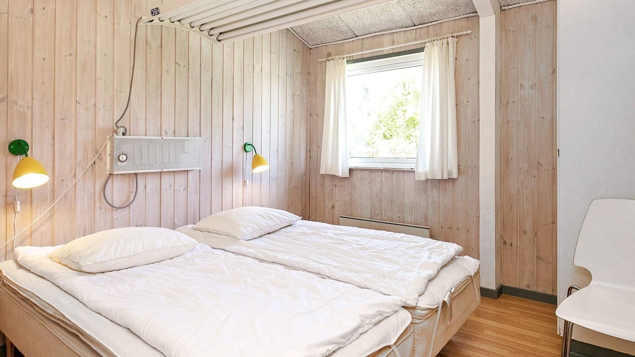 Photo of Bedroom in Hou
