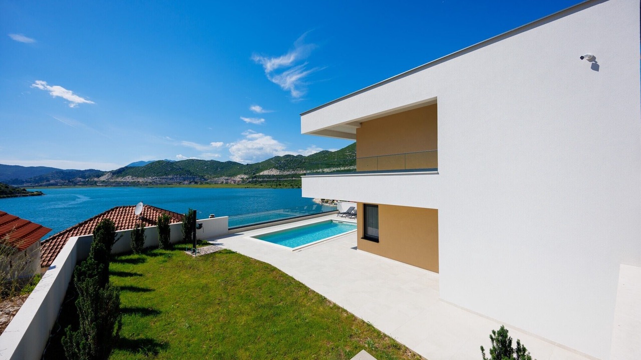 Photo of Outdoor in Ploce