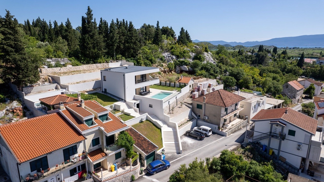Photo of Outdoor in Ploce