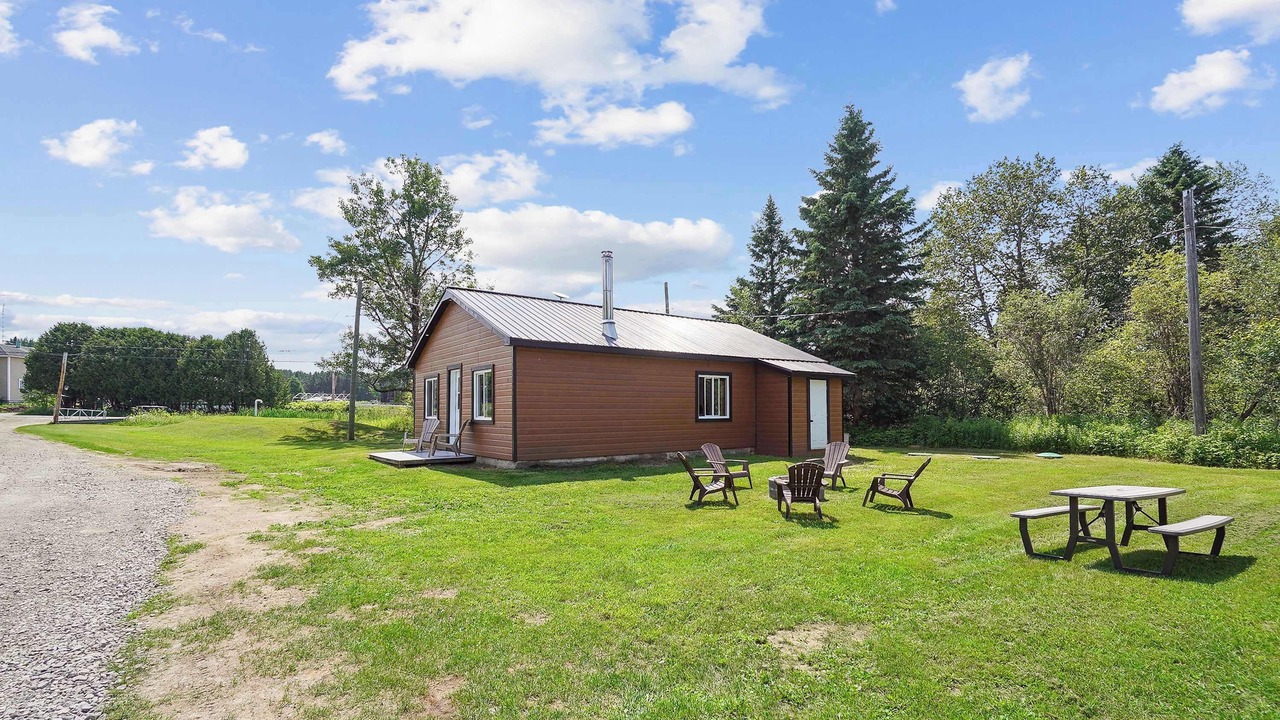Photo of Outdoor in Saint-Michel-des-Saints