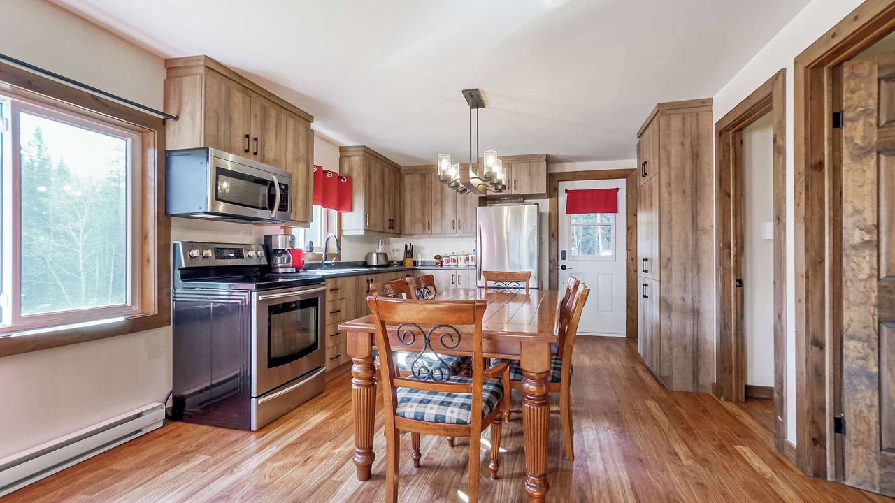 Photo of Kitchen in Saint-Michel-des-Saints