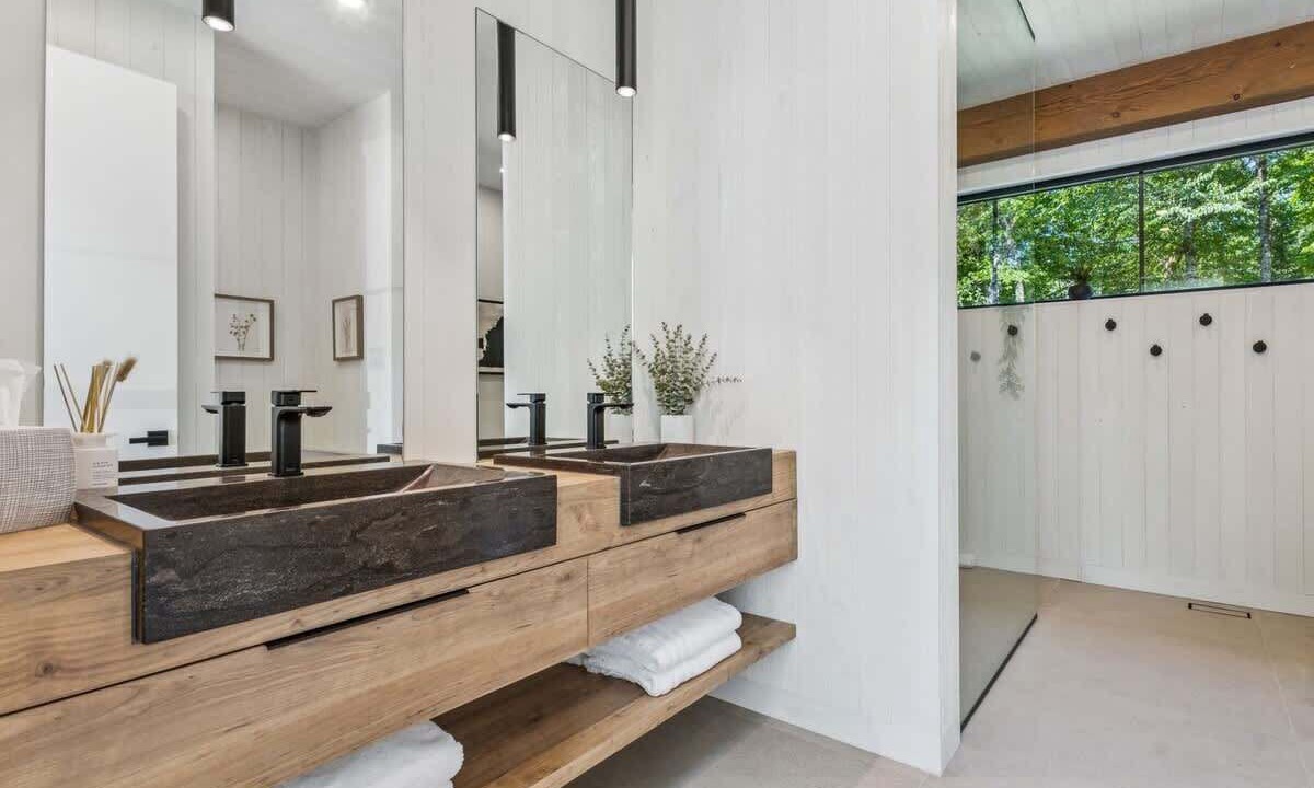 Photo of Bathroom in Mont-Tremblant