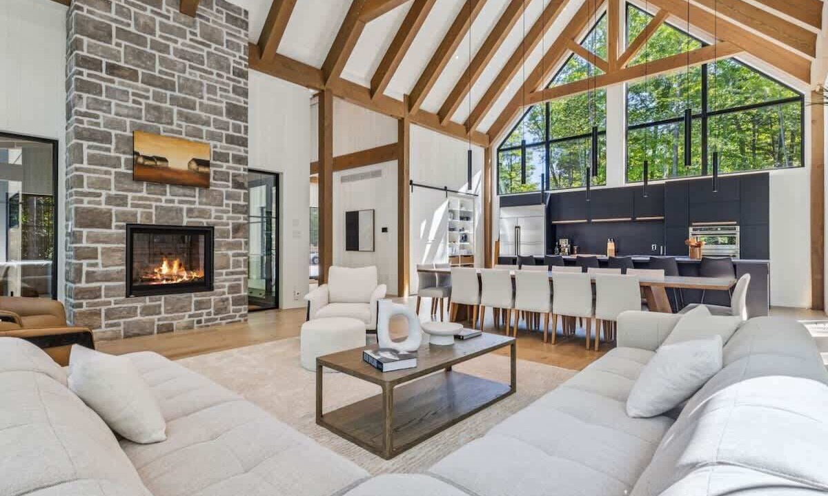 Photo of Livingroom in Mont-Tremblant