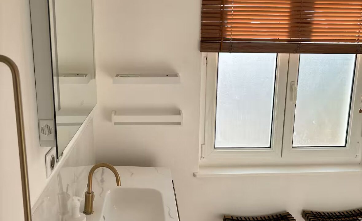 Photo of Bathroom in St.-Martin-des-Champs