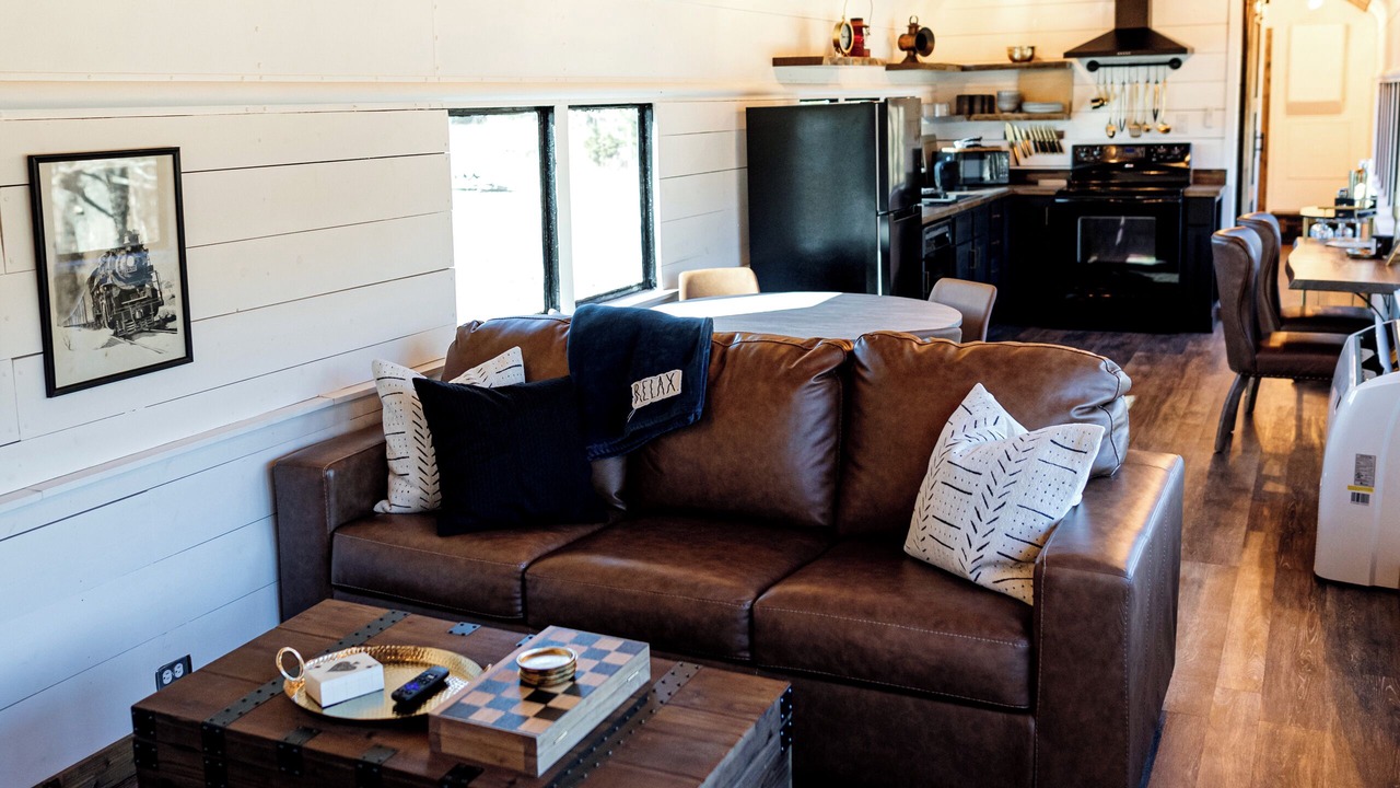 Photo of Livingroom in Long Lane