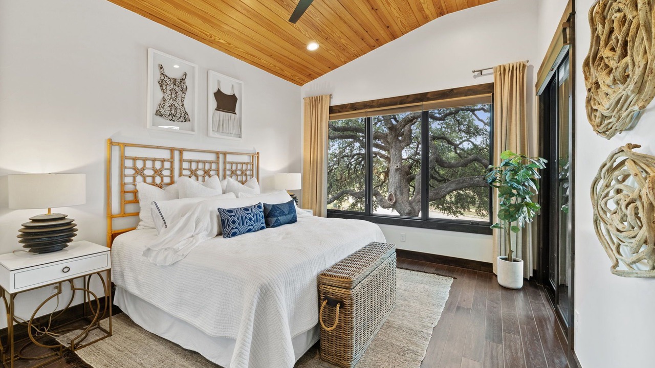 Photo of Bedroom in Spicewood