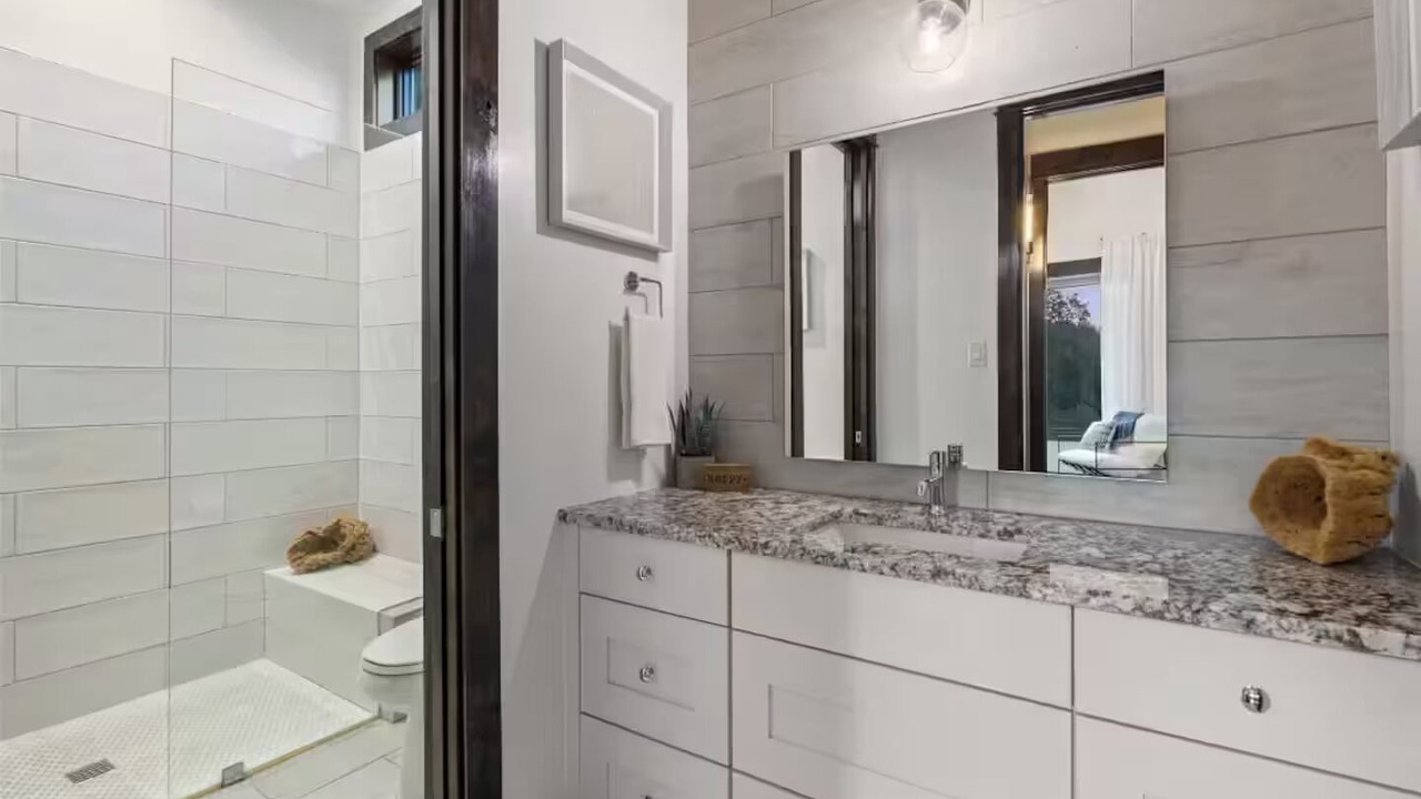 Photo of Bathroom in Spicewood