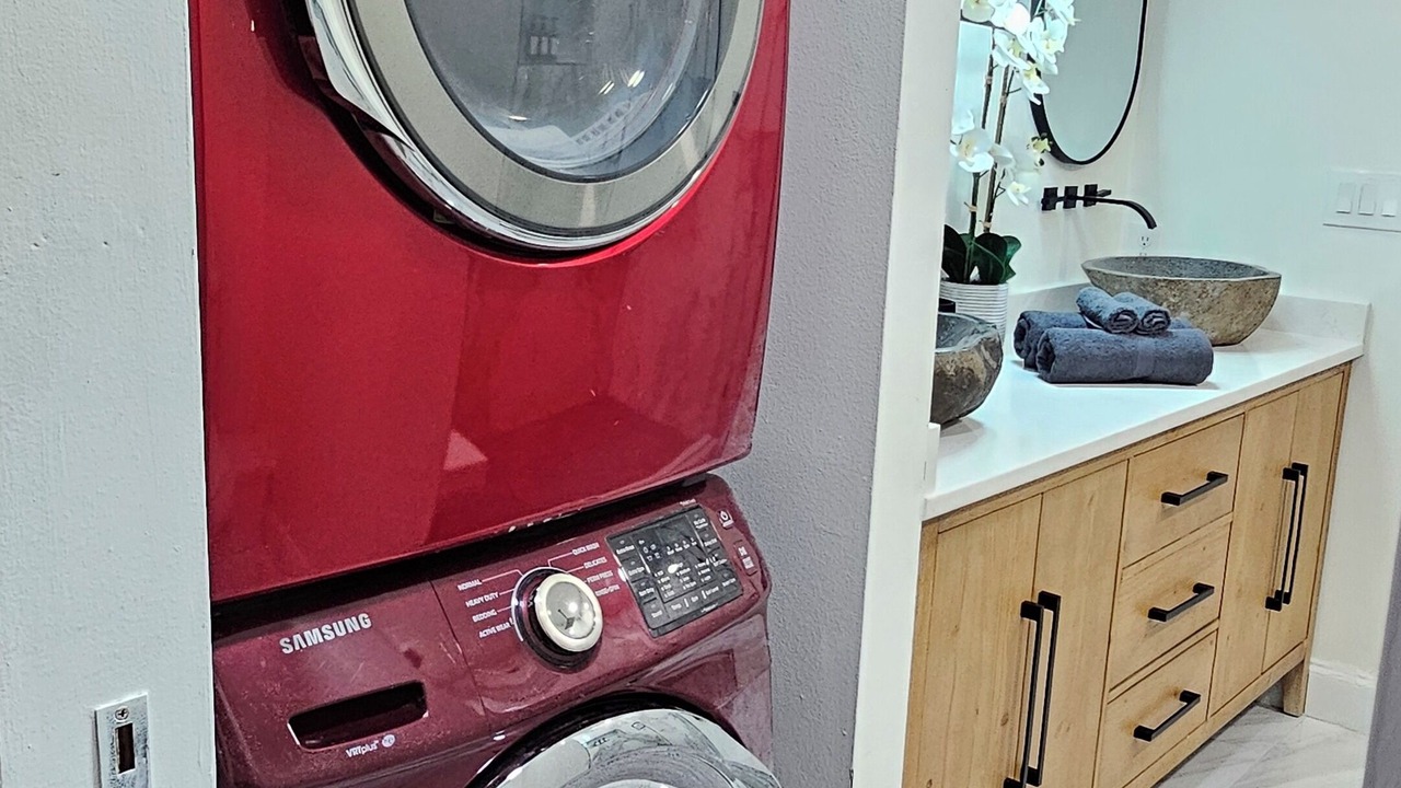 Photo of Others in Bloomingdale