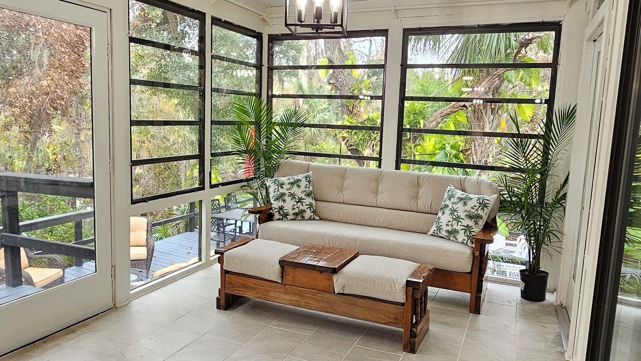 Photo of Livingroom in Bloomingdale