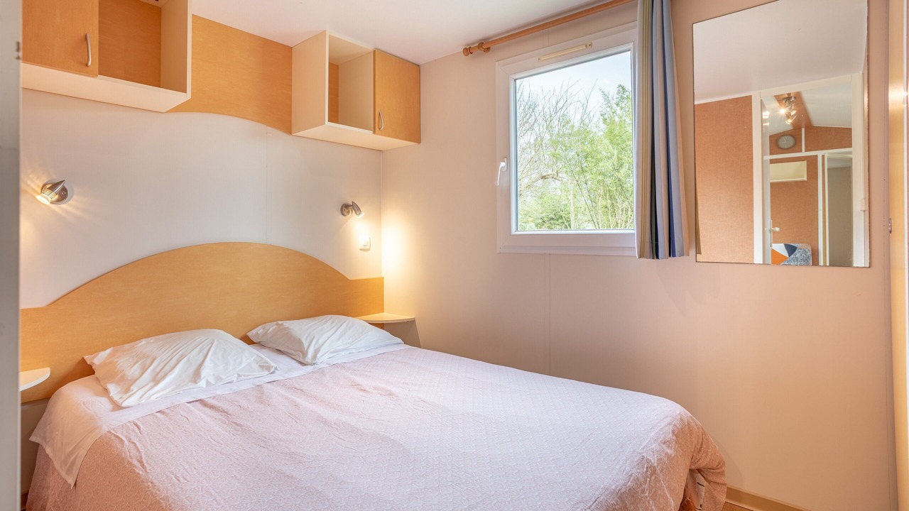 Photo of Bedroom in Angles
