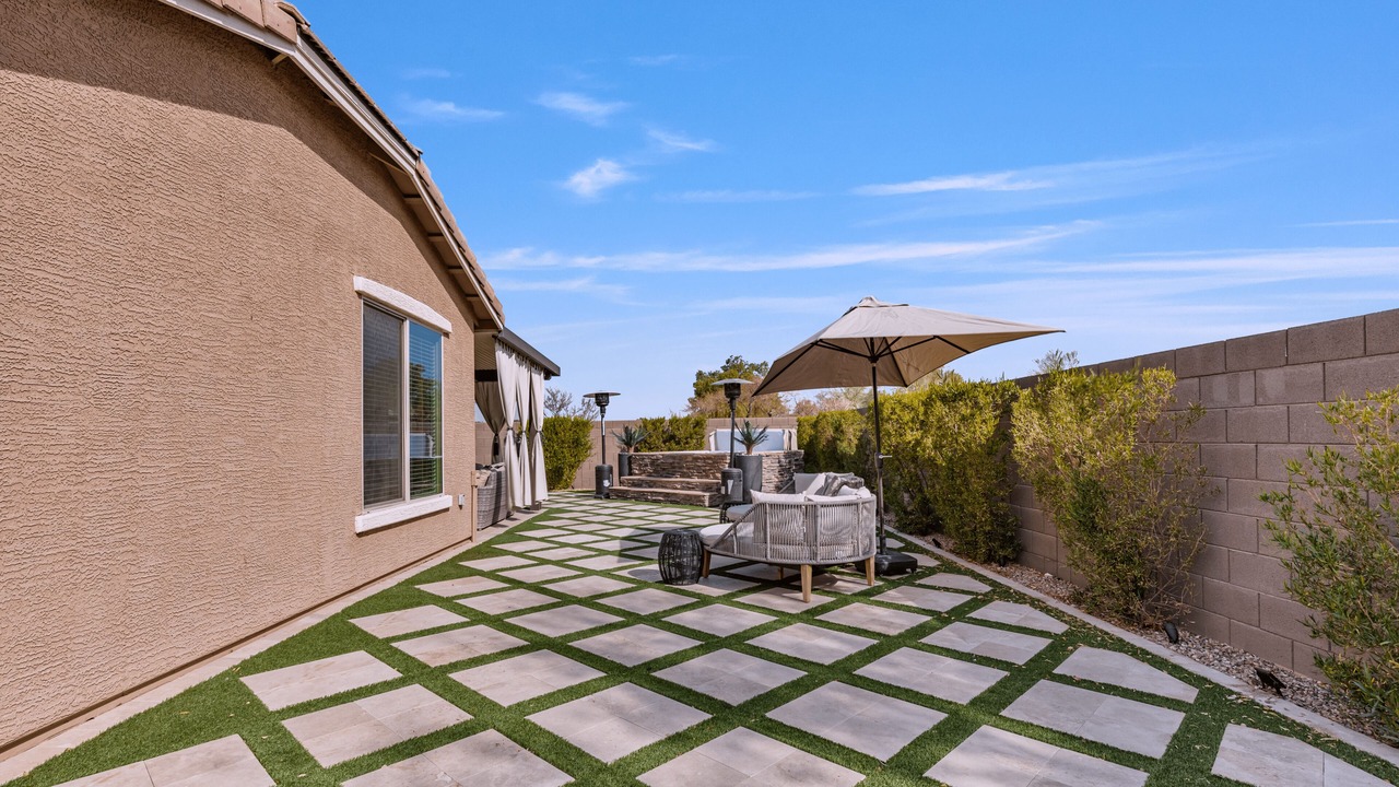 Photo of Patio Balcony in Canyon Trails South