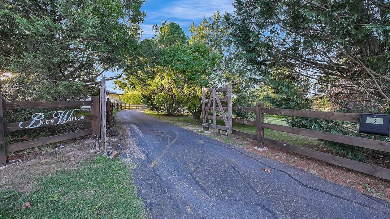 Photo of Outdoor in Robin Hill