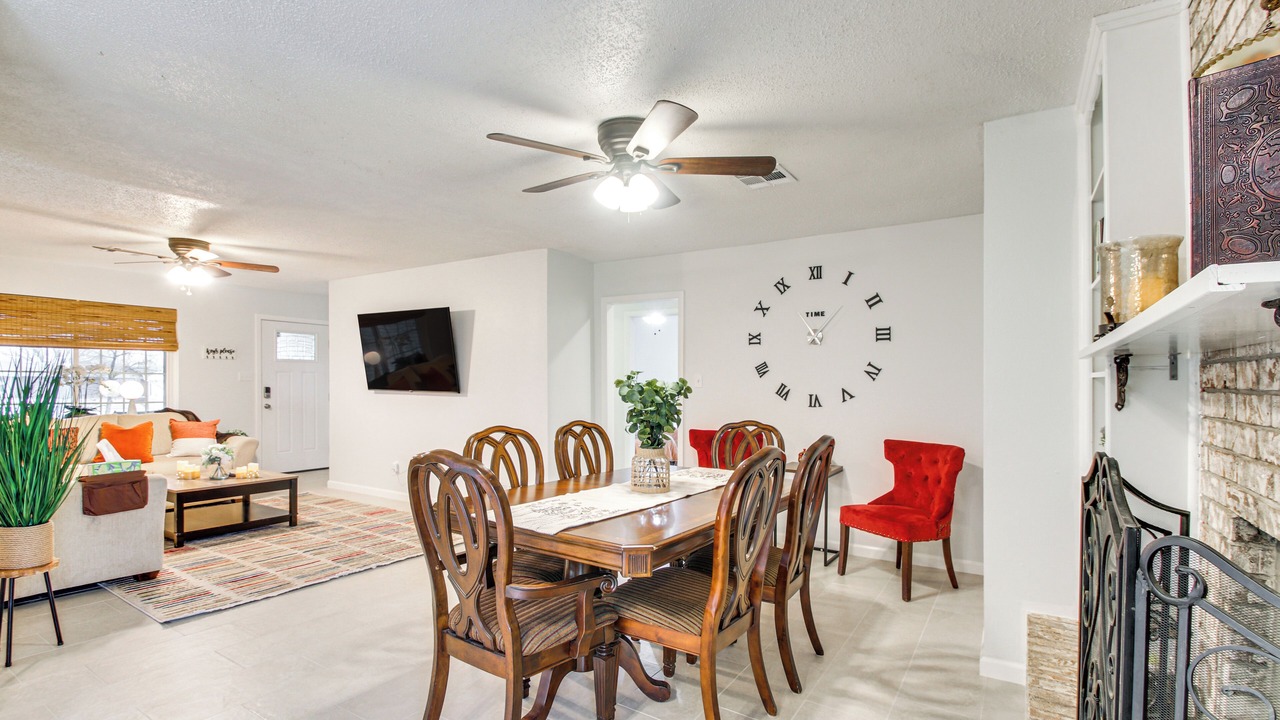 Photo of Livingroom in Lawton
