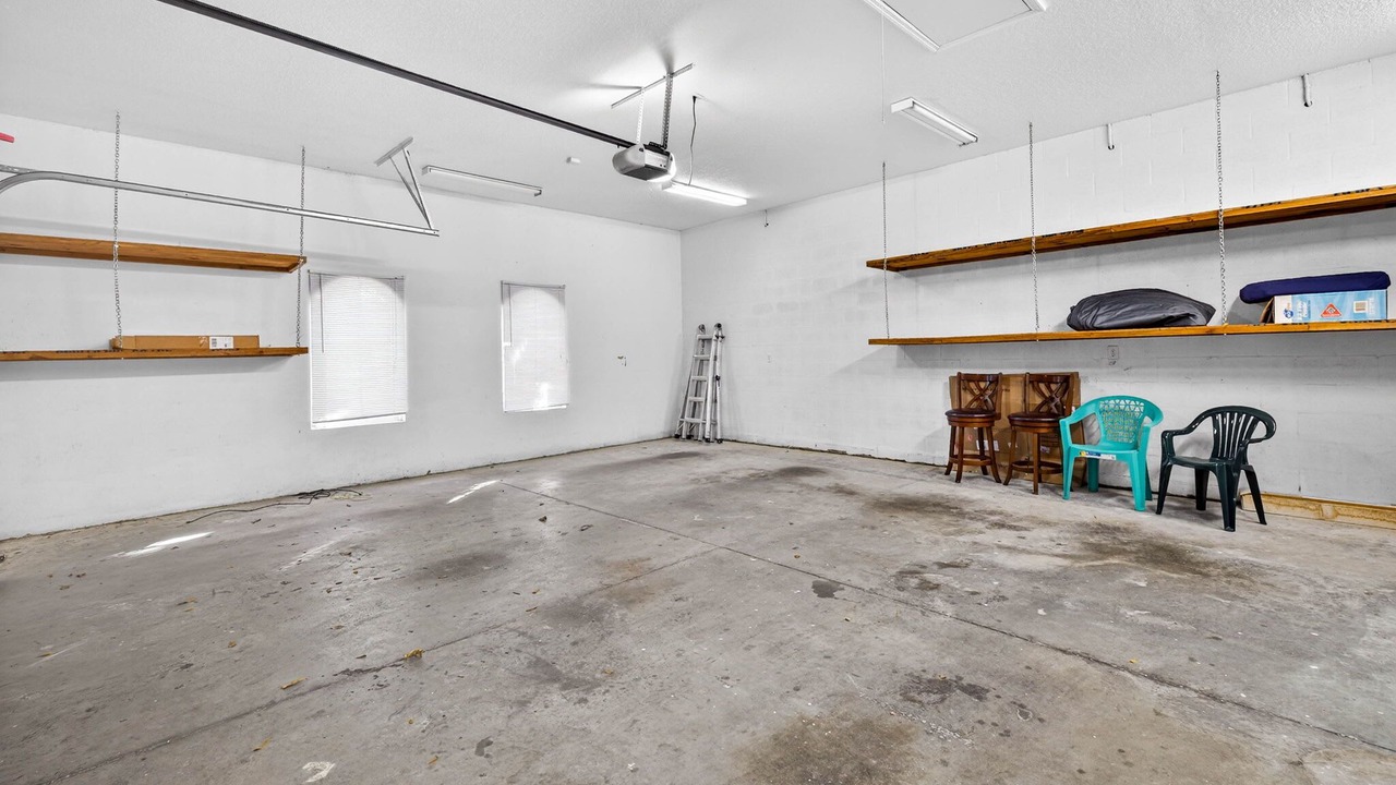 Photo of Others in Bloomingdale