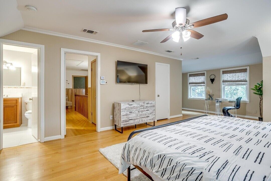 Photo of Bedroom in Carter Riverside