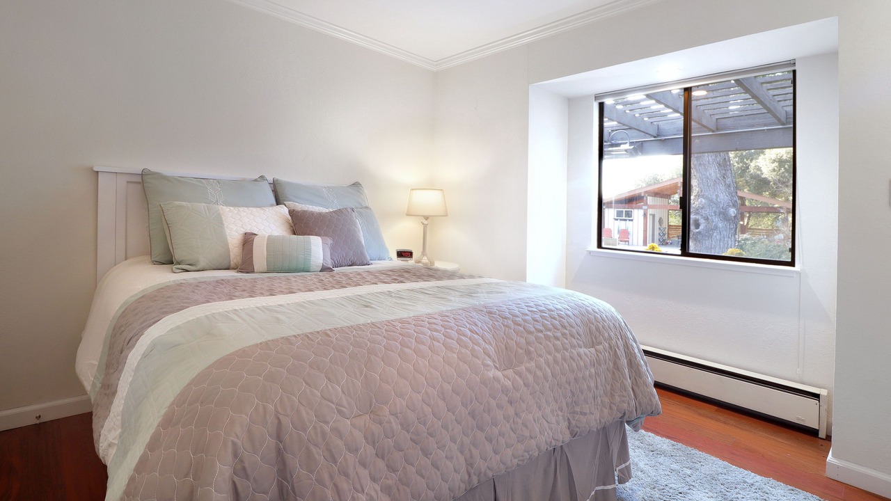 Photo of Bedroom in Yountville