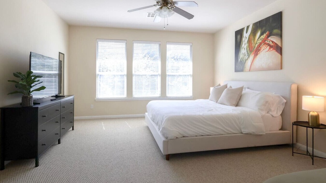 Photo of Bedroom in Brushy Creek