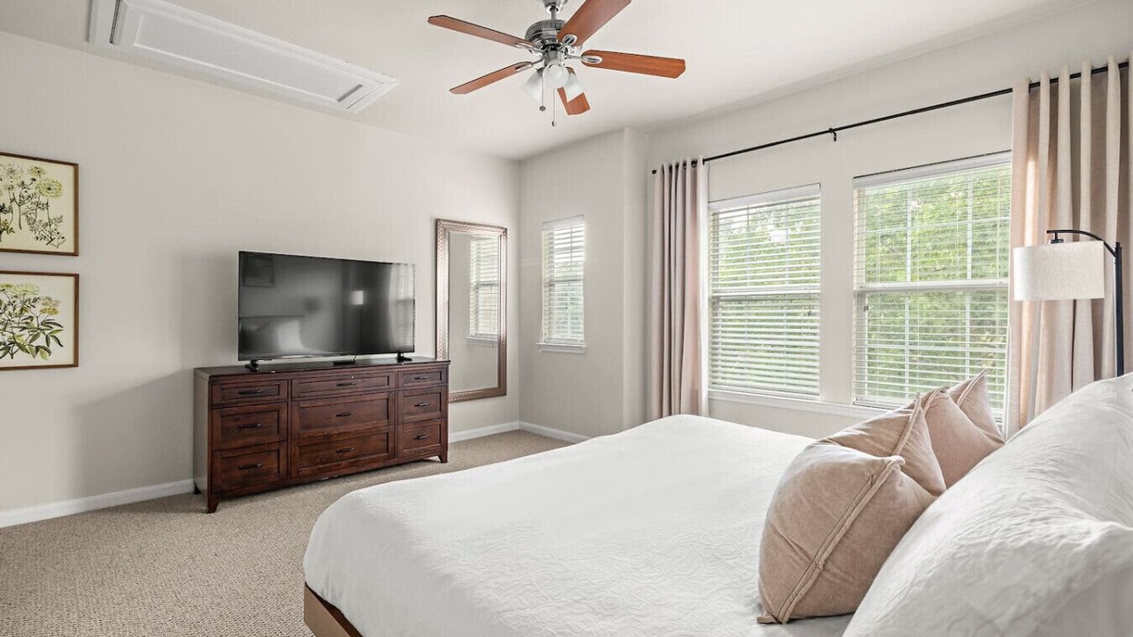 Photo of Bedroom in Brushy Creek
