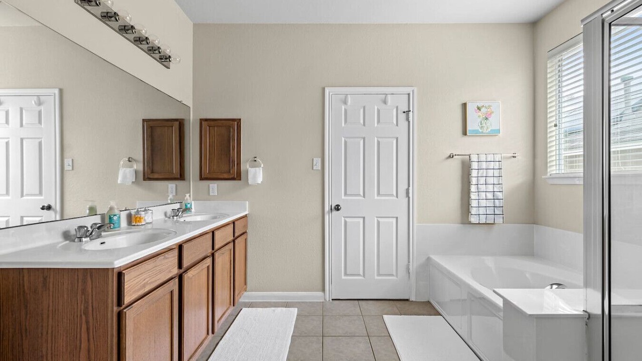 Photo of Bathroom in Brushy Creek
