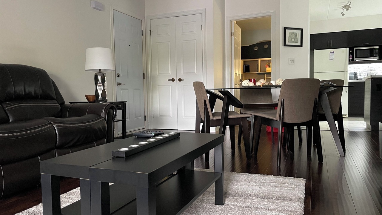 Photo of Livingroom in Burlington