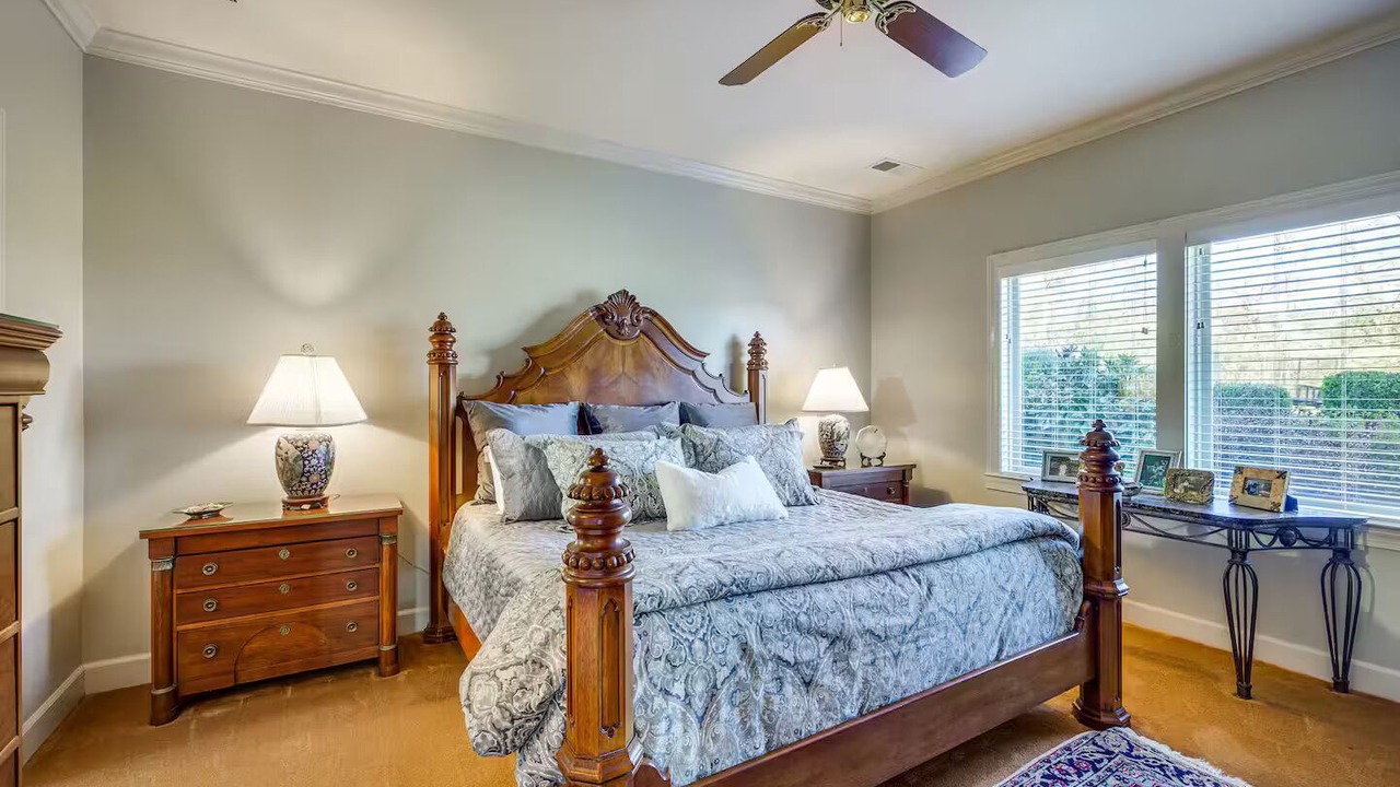 Photo of Bedroom in Guntersville