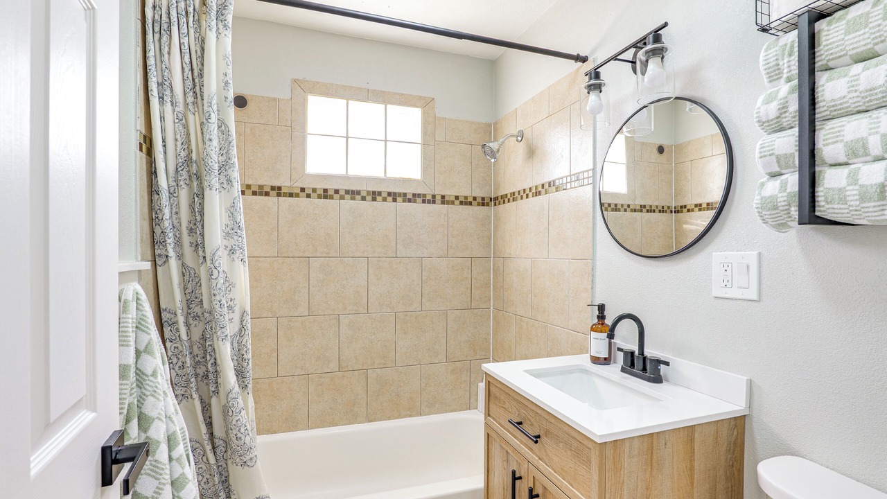 Photo of Bathroom in Artesia