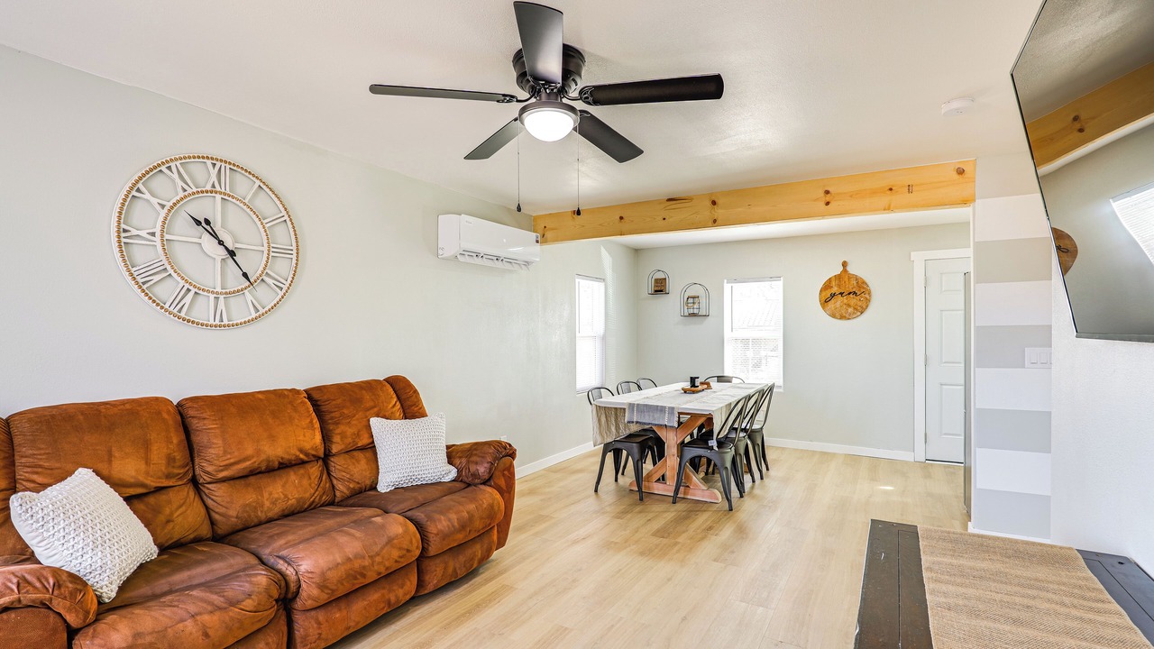 Photo of Livingroom in Artesia
