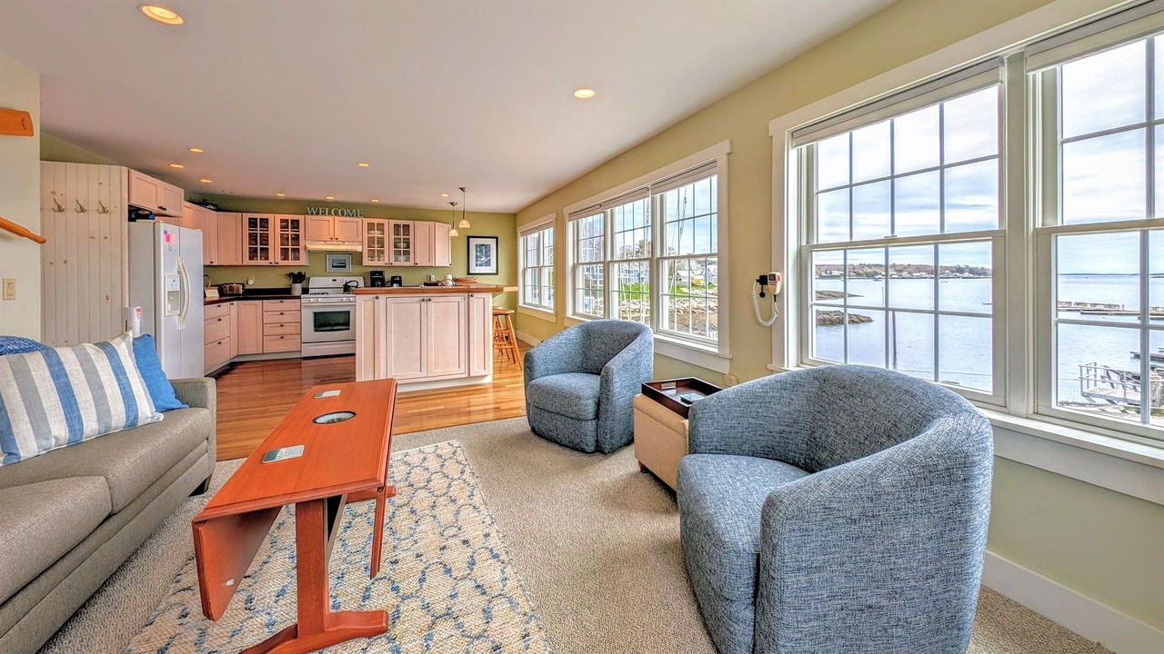 Photo of Livingroom in Boothbay Harbor
