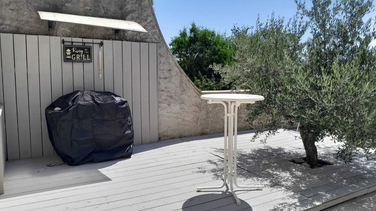 Photo of Patio Balcony in Saint-Marcel-d'Aredeche