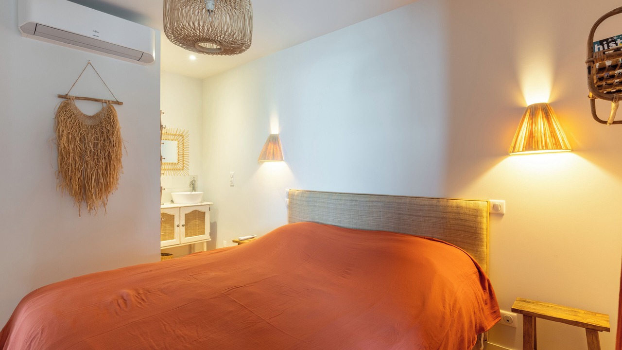 Photo of Bedroom in Andernos-les-Bains