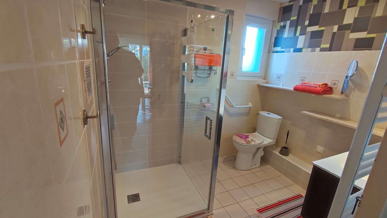 Photo of Bathroom in Donges