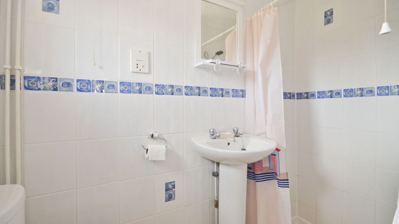 Photo of Bathroom in Nettlestone