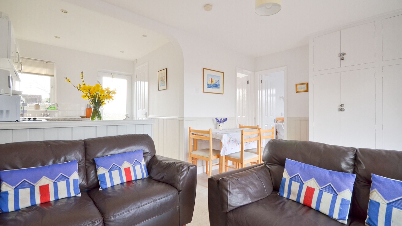 Photo of Livingroom in Nettlestone