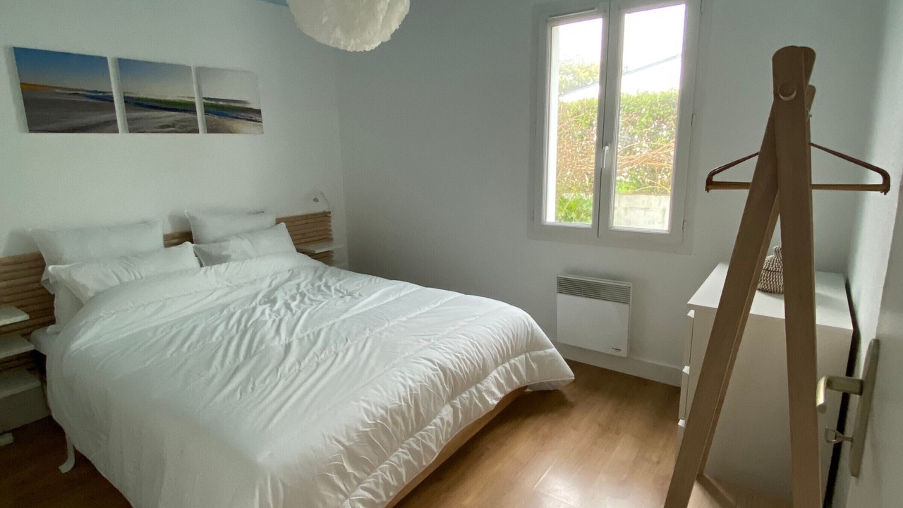 Photo of Bedroom in Groix