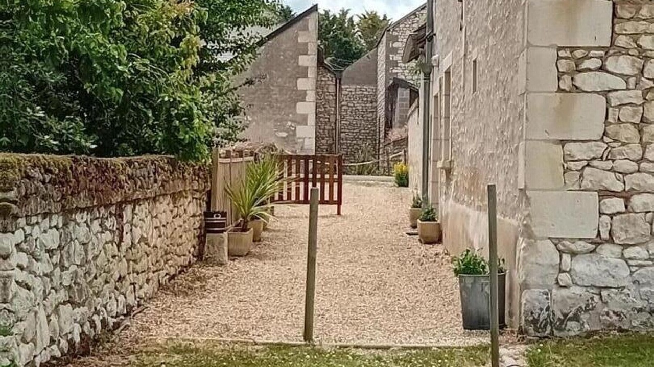 Photo of Outdoor in Sazilly