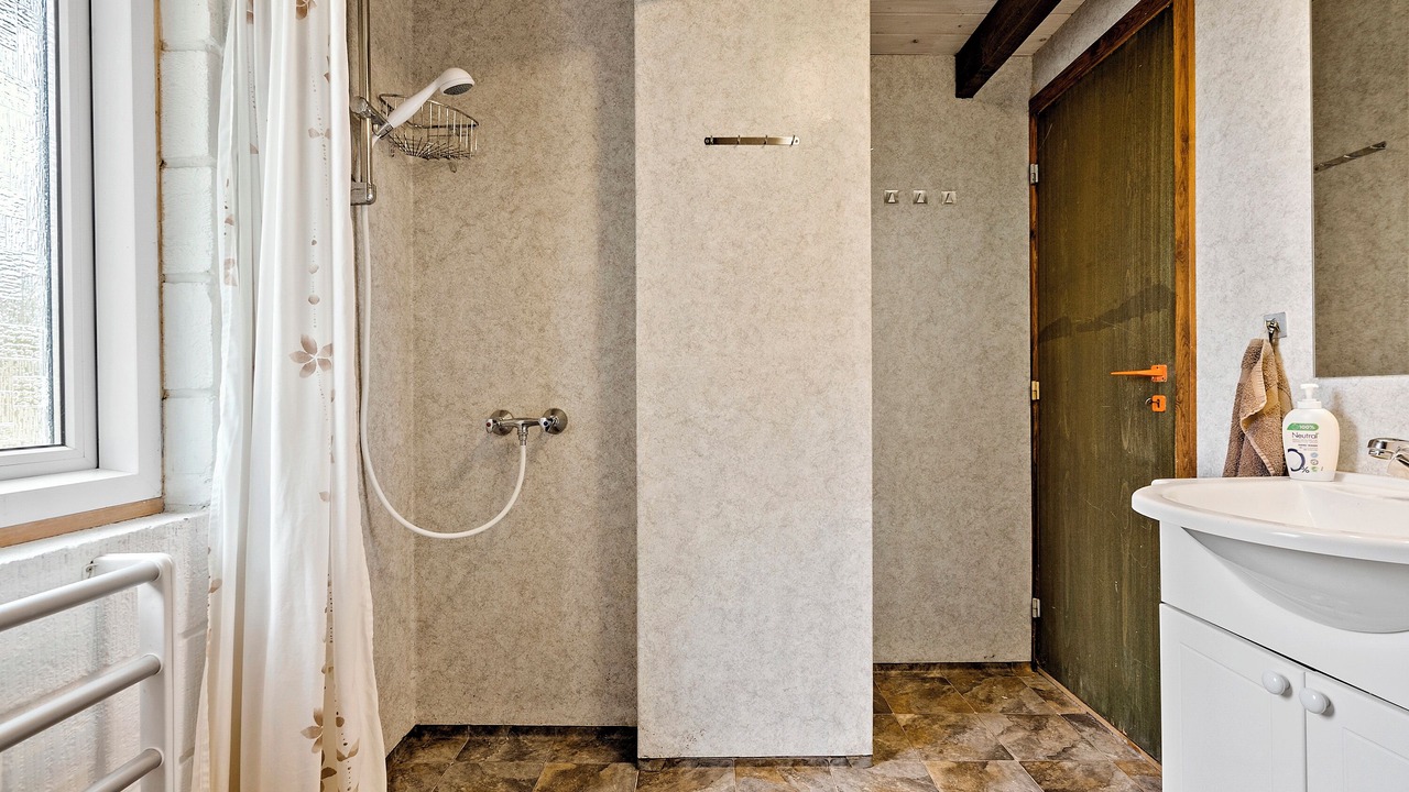 Photo of Bathroom in Lodbjerg Hede