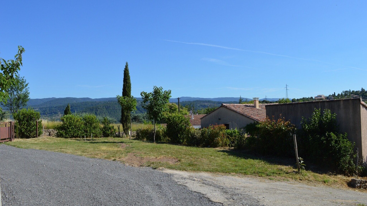 Photo of Others in Les Vans