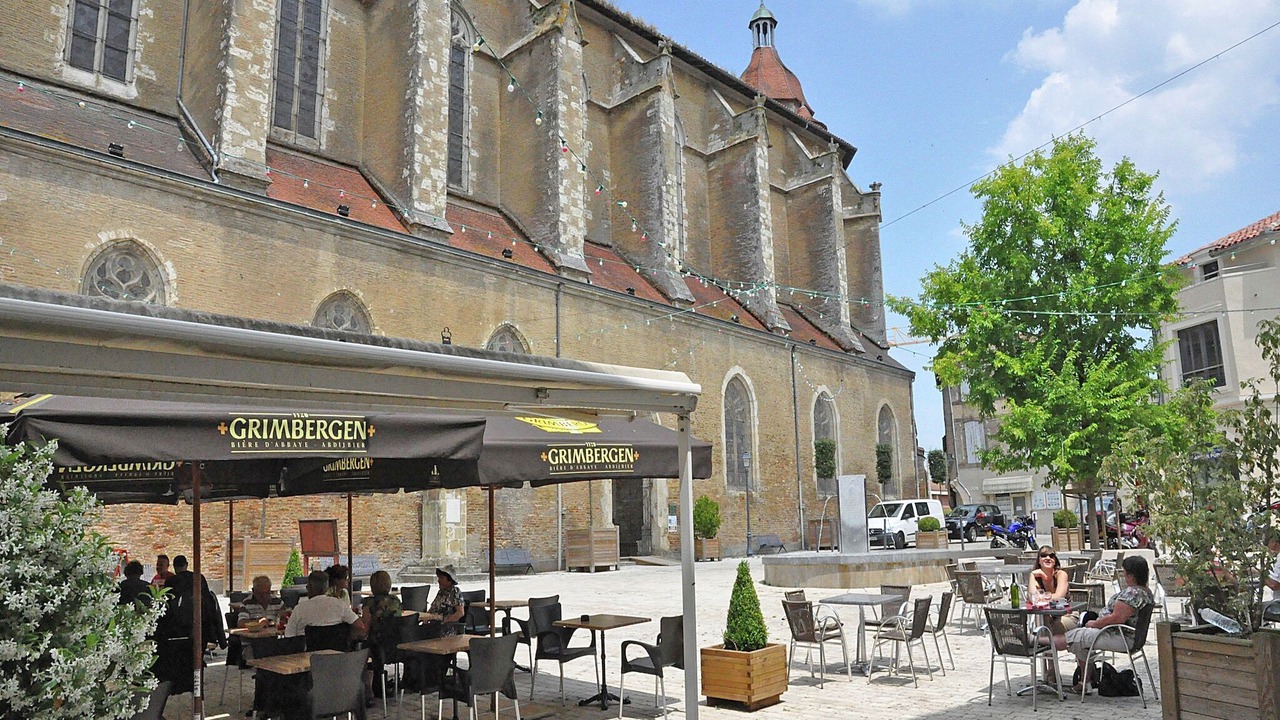 Photo of Others in Artigat