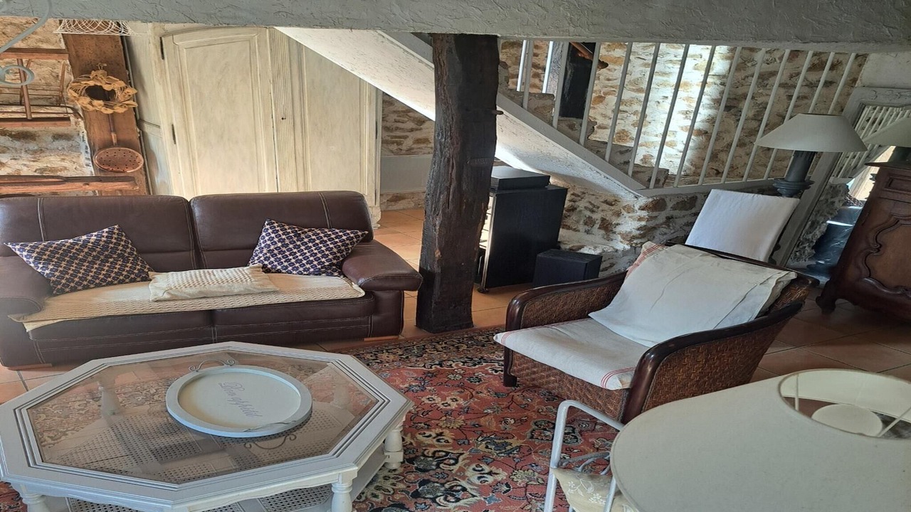 Photo of Livingroom in Mezy-Moulins