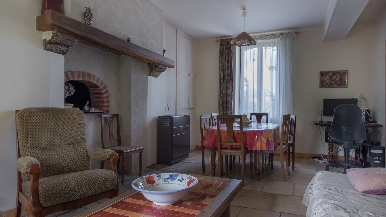 Photo of Livingroom in Giroux