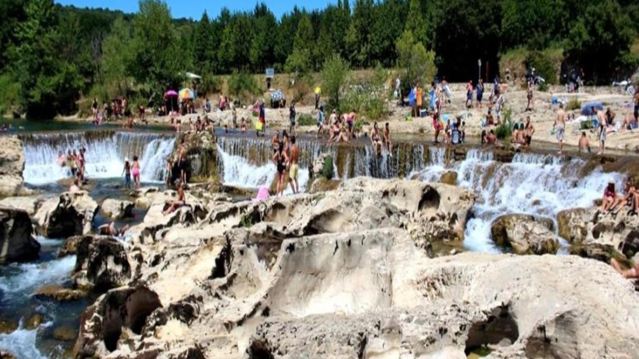 Photo of Others in Courry