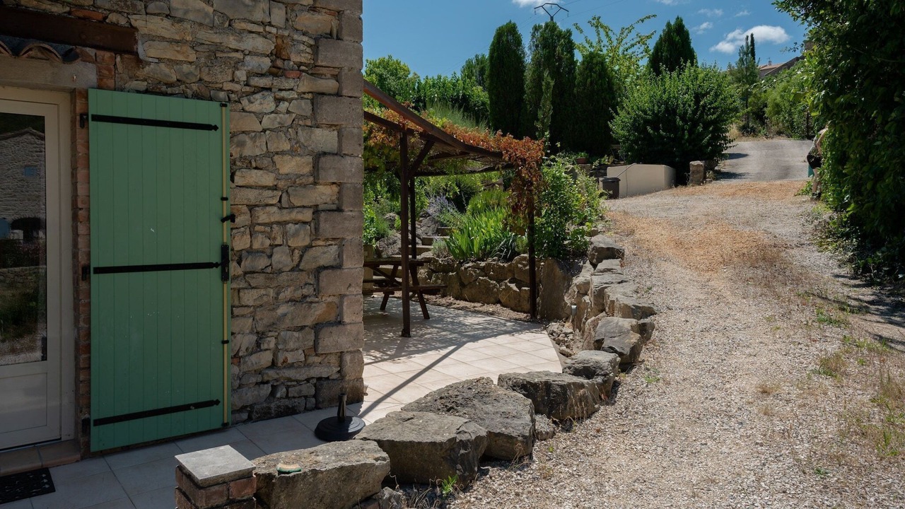 Photo of Others in Courry