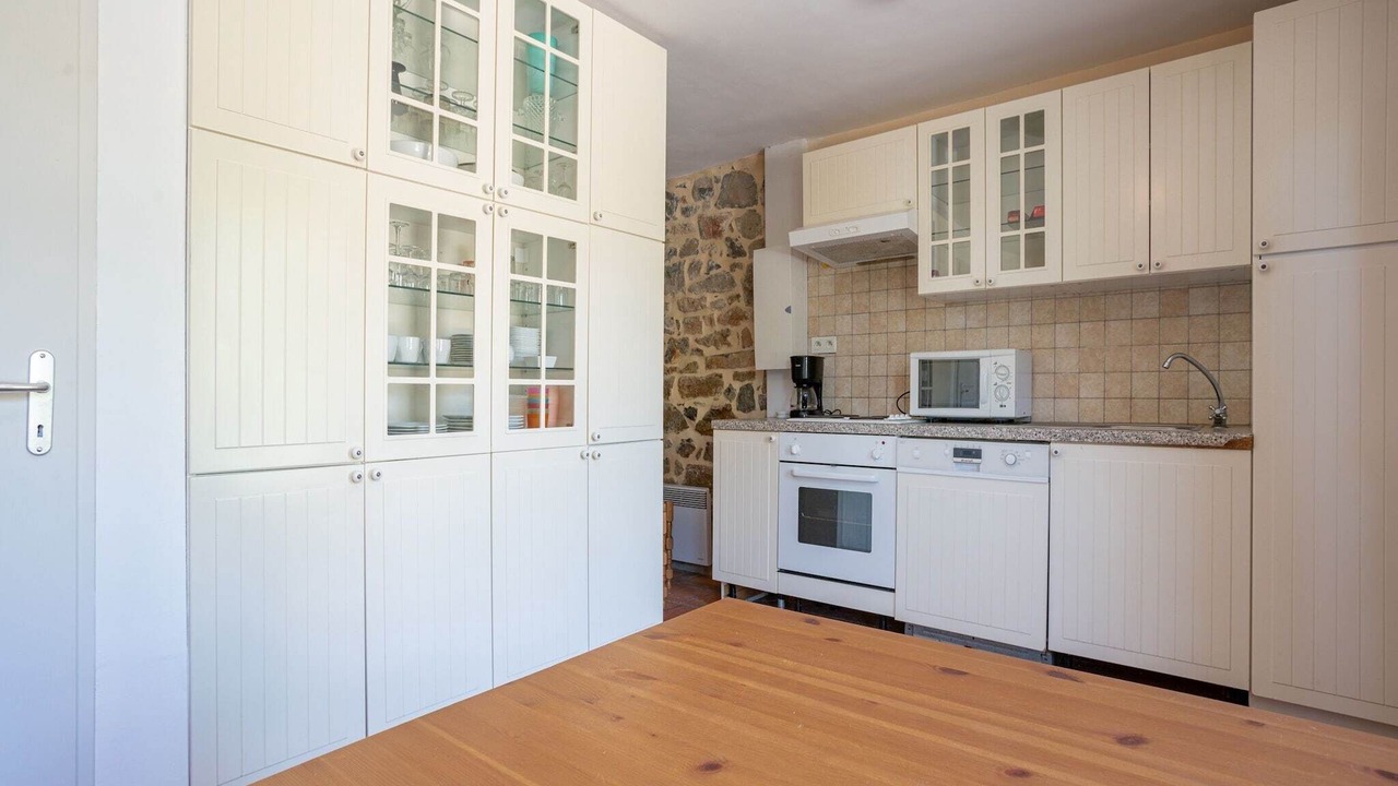 Photo of Others in Courry