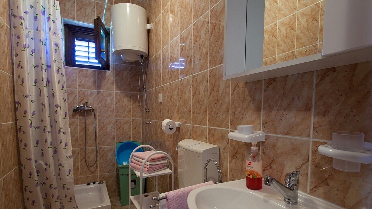 Photo of Bathroom in Vantacici