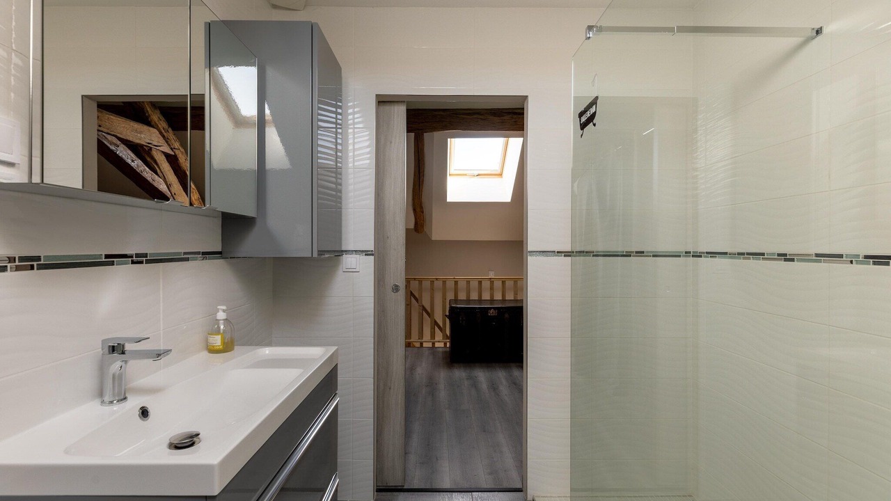 Photo of Bathroom in Molesme