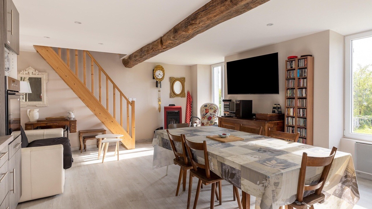 Photo of Livingroom in Molesme