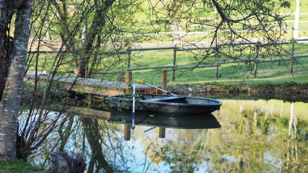 Photo of Others in Camiran