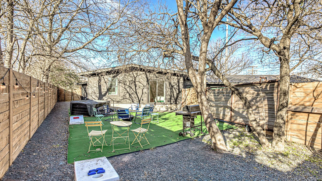 Photo of Outdoor in MLK